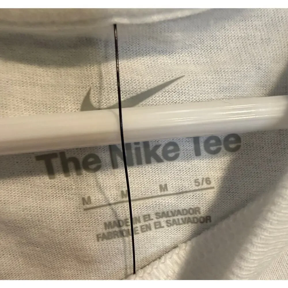 NWT Nike Cubs T-Shirt - Kids M (5/6)